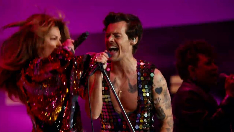 Harry Styles and Shania Twain - Man! I Feel Like A Woman! - Live at Coachella 2022