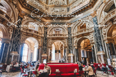 The most beautiful cafe in the world | Eating the exquisite chocolate cake