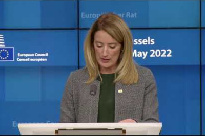 LIVE: Roberta Metsola gives press conference following EC Special meeting in Brussels