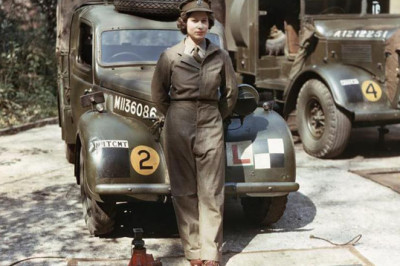 Princess Elizabeth (later Queen Elizabeth II) working as a mechanic during WW2, 1943