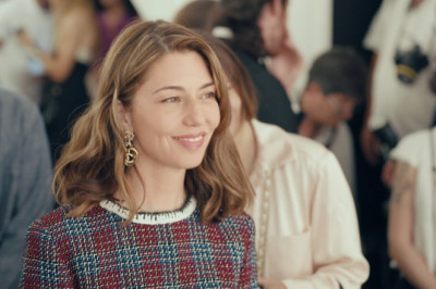 Sofia Coppola and Penélope Cruz about the CHANEL 2021/22 Métiers d’art Collection in Florence — CHANEL