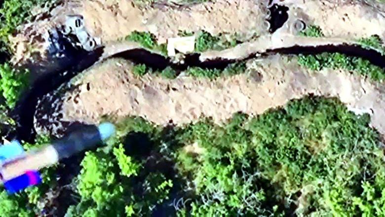 Ukrainian Special Forces dropping a modified VOG-17 grenade on a Russian trench in Zaporizhia Oblast