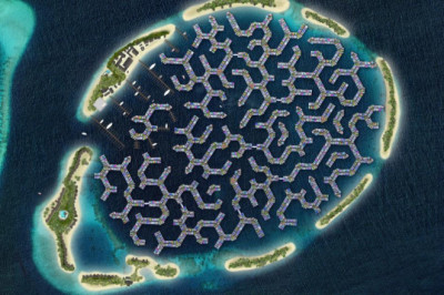 A floating city in the Maldives begins to take shape