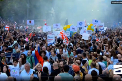 Home to EU | In Tbilisi, on Rustaveli Avenue, the anthem of the European Union was performed 🇪🇺🇬🇪