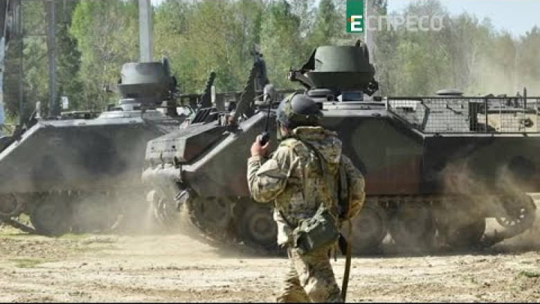 On the fronts there is a massive influx of Dutch armoured personnel carriers YPR-765.