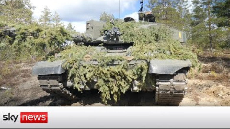 Ukraine War: Tanks hidden near the frontline.