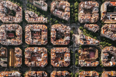 Barcelona’s Car-Free Superblocks Explained