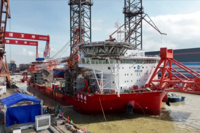 China launches its first 2,000-tonne offshore wind farm installation vessel