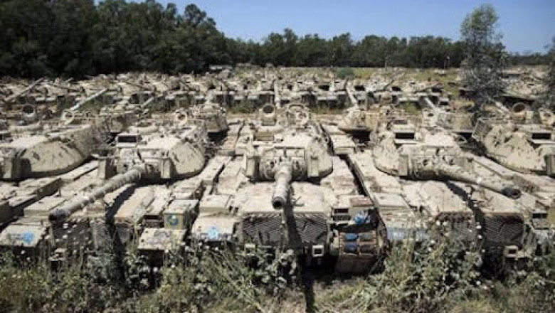 il più grande cimitero del mondo di Carri Armati, semoventi M-109 autoblindo Centauro, M-133 e Vcc-1