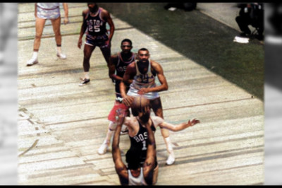 Incredible Wilt Chamberlain Highlights from Chamberlain's scoring prime between 1959-1966 | The film has been colorized from black and white