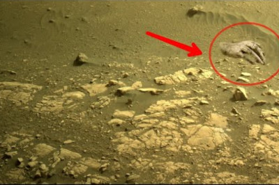 Mars:Perseverance Rover Recently Found a broken Stony Hand on Mars Surface||Mars in 4k||