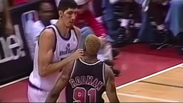 When Dennis Rodman FIGHTS Giant 7' 7" Gheorghe Mureșan (1997)