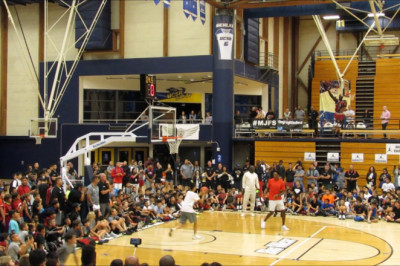 Michael Jordan & Scottie Pippen Reunite On the Basketball Court For First Time Since 1998 - EPIC!