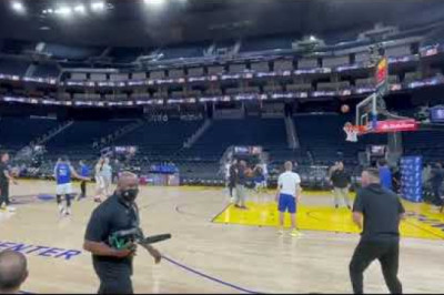 Steph Curry miss this many threes