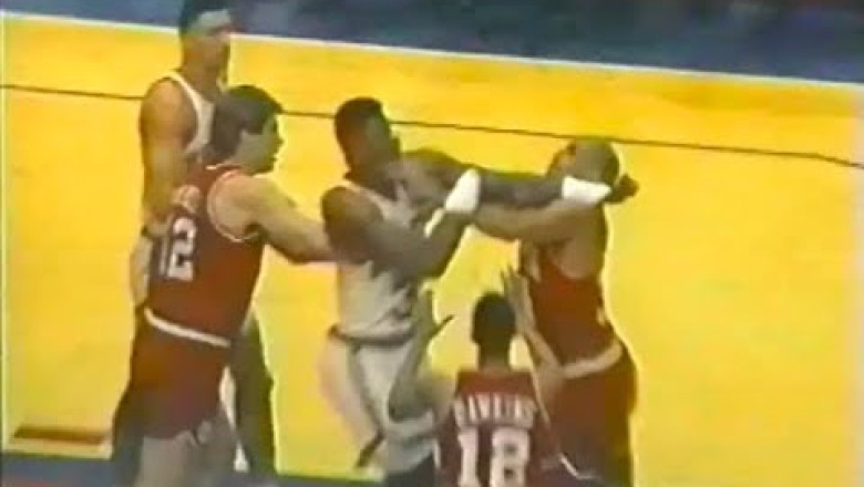 Charles Barkley FIGHTS Patrick Ewing and SPITS at a fan (1990)