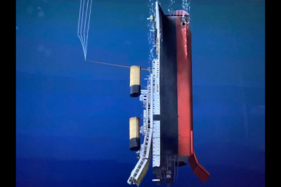 Titanic History/Could anyone have been alive inside of the Titanic after she sank?