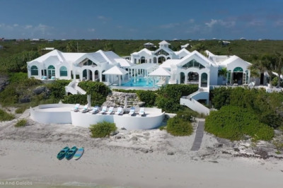 15 Amazing Beach Houses