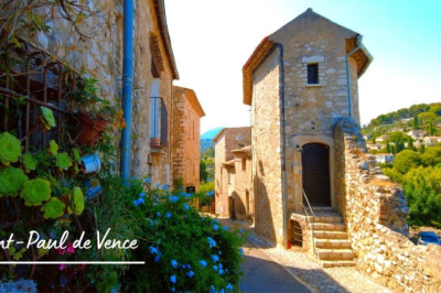 Saint Paul de Vence - Beautiful Medieval Village in the French Riviera