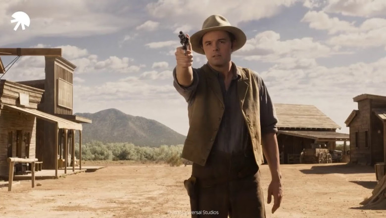 Funniest Scenes from A Million Ways to Die in the West