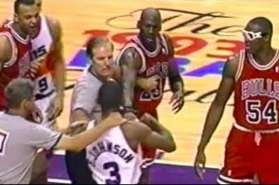 30 Minutes of Michael Jordan Heated Moments (Rare Footage)