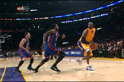 Kobe Bryant CRAZY Footwork 