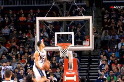 NBA plays that made me question gravity's existence