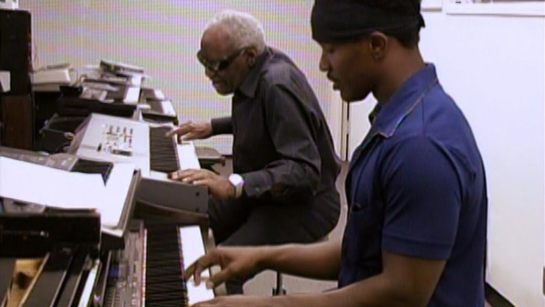 Ray (2004) - Stepping Into the Part: A Jam Session Between Jamie Foxx &amp; Ray Charles - Featurette