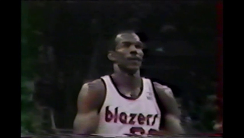 Clyde Drexler (24 Pts) Vs Byron Scott (31 Pts) (Jan 3, 1988)