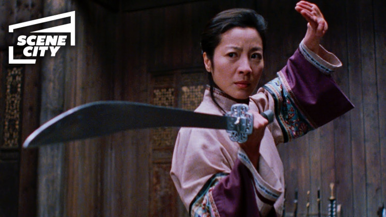 Crouching Tiger, Hidden Dragon: Jen vs. Shu Lien Sword Fight (Michelle Yeoh Fight Scene)