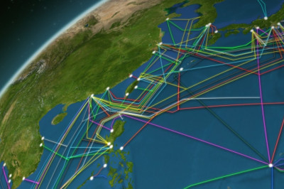 Animated map reveals the 550,000 miles of cable hidden under the ocean that power the internet