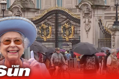 LIVE Now: Crowds gather outside Buckingham Palace amid concern for Queen Elizabeth's health