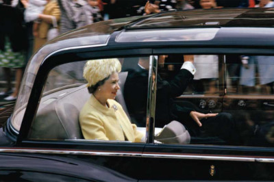 How National Geographic photographed Queen Elizabeth II