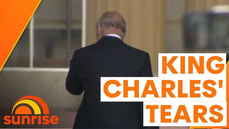 Charles wipes away tears as crowd sings 'God Save the King' | Sunrise