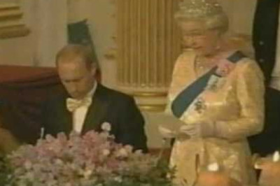 The Queen hosts Vladimir Putin