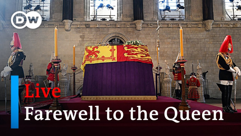 Live: Queen Elizabeth lying-in-state at Westminster Hall, public viewing