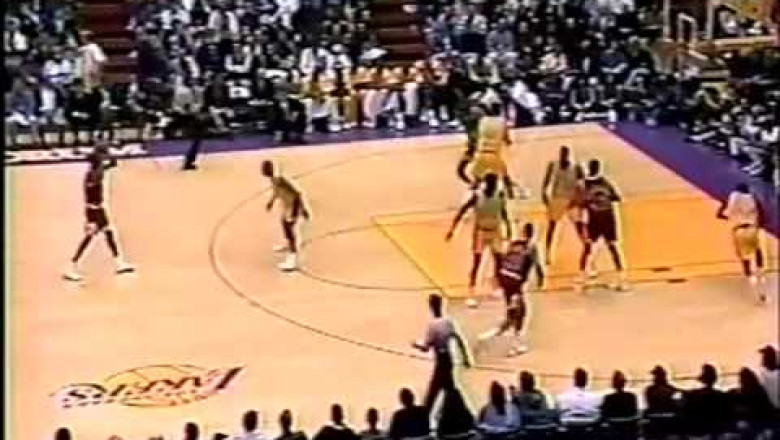 Michael Jordan 54 pts vs. Lakers - 1992