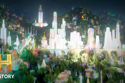 Ancient Aliens: Crystal City Discovered Under Antarctica (Season 18)