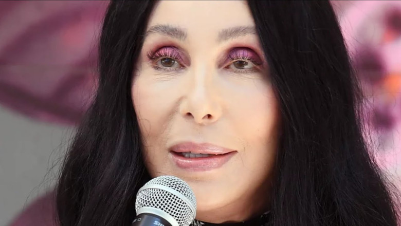 Cher's Unexplainable Tribute To The Queen Is Raising Eyebrows For All The Wrong Reasons