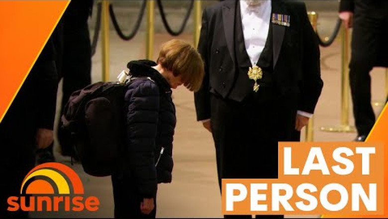 Final person to see the Queen lying in state | Sunrise