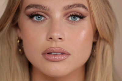 Soft glam makeup on blue eyes and blonde hair