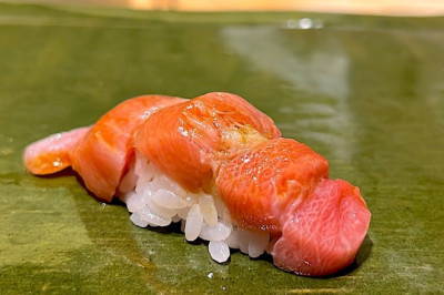 Sushi in Osaka Japan - 鮨ふみ - 大阪 寿司