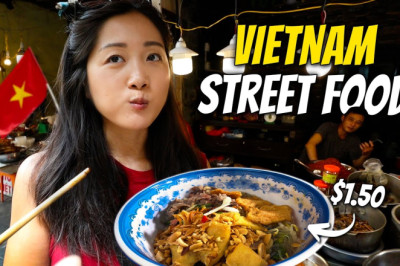 VIETNAM STREET FOOD Tour in Hanoi (Cheap and Delicious!)