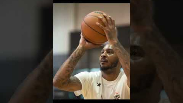 Carmelo Anthony practicing 2022-23