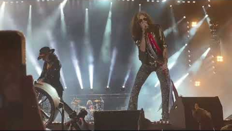 Aerosmith - “Back In The Saddle” (opener) - Fenway Park, Boston 2022-09-08