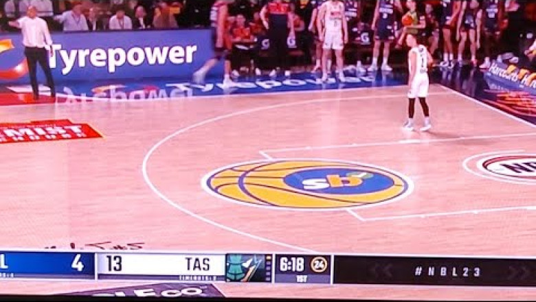 Kai Sotto  ADELAIDE VS TASMANIA