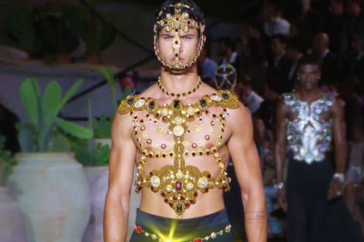 Dolce & Gabbana Alta Sartoria Fall/Winter 2022/23