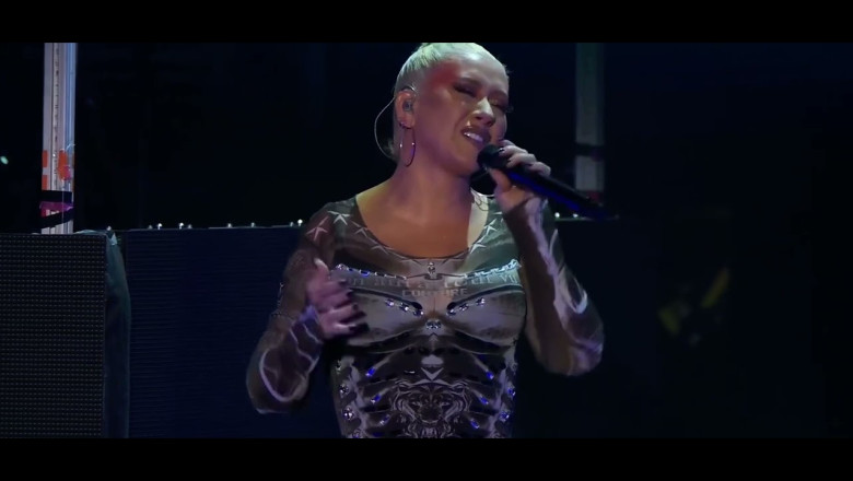 Christina Aguilera live @ Palladium LA 10/06 Ain’t No Other Man  + Lady Marmalade + SS + Beautiful