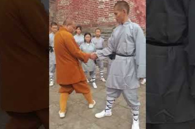 How to protect yourself From The enemy That Using Martial Arts  part 2593