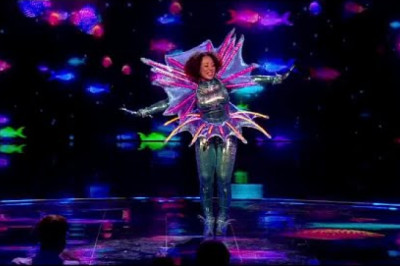 Melanie B - Can't Get You Out Of My Head - The Masked Singer UK [02.01.21]