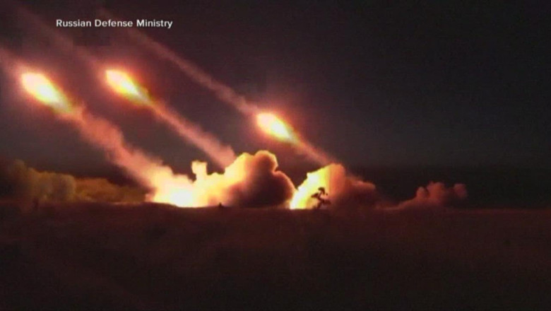 Russian attacks in Ukraine focus on water, power targets | Top 10